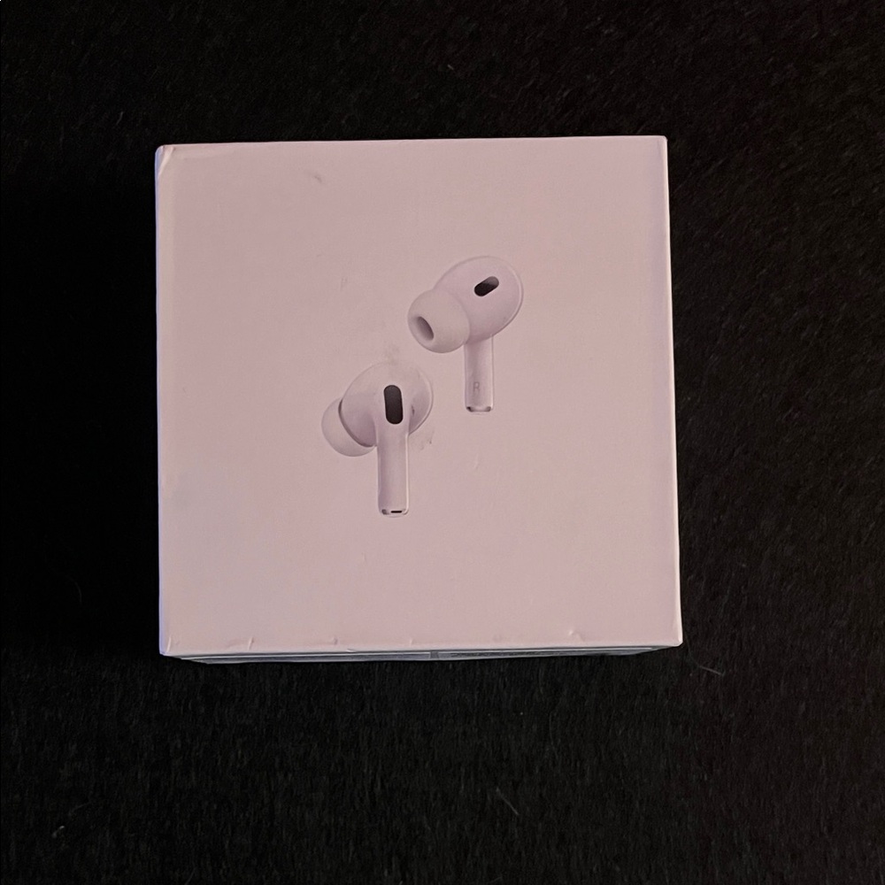 White Wireless Earbuds